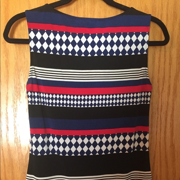 Tahari Shell - Picture 2 of 5